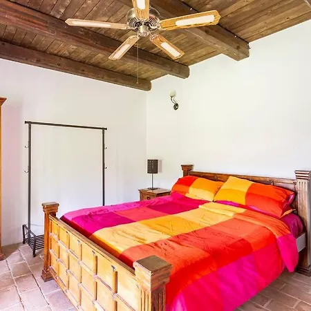 Luxury With Pool, Stunning Location 别墅 San Ginesio