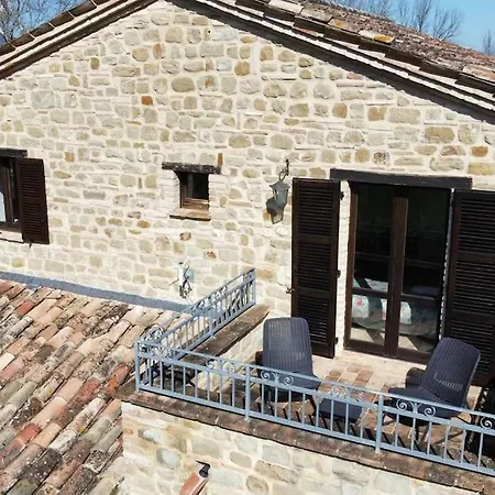 Villa Luxury With Pool, Stunning Location *