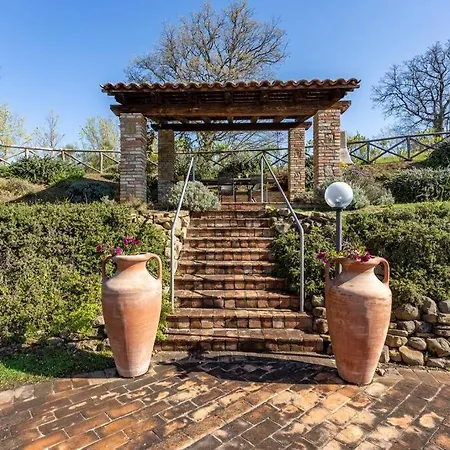 Luxury With Pool, Stunning Location * San Ginesio