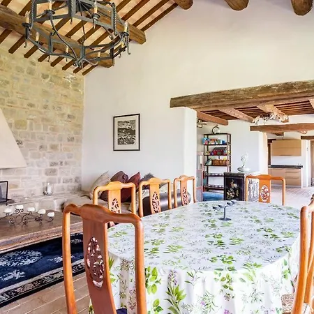 别墅 Luxury With Pool, Stunning Location