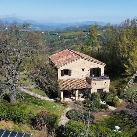Villa Luxury With Pool, Stunning Location *